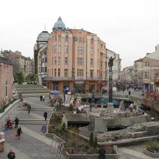 Конструктивно укрепване и преустройство на съществуваща сграда за обществено ползване, гр.Пловдив